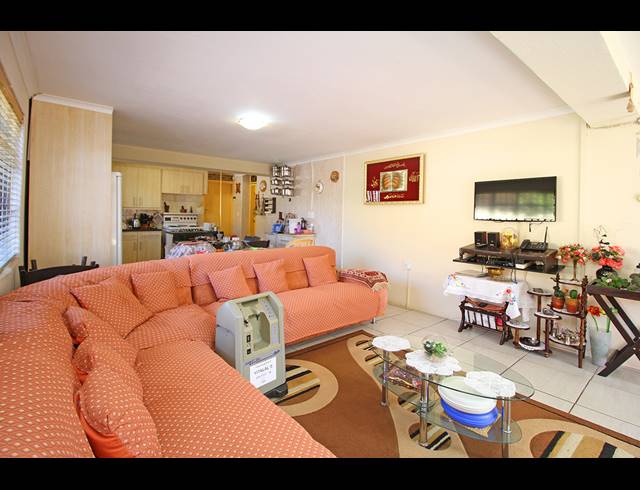 4 BEDROOM HOUSE FOR SALE IN CYRILDENE